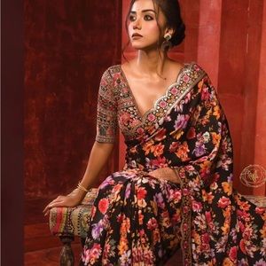 Prestiched saree in floral black and gold